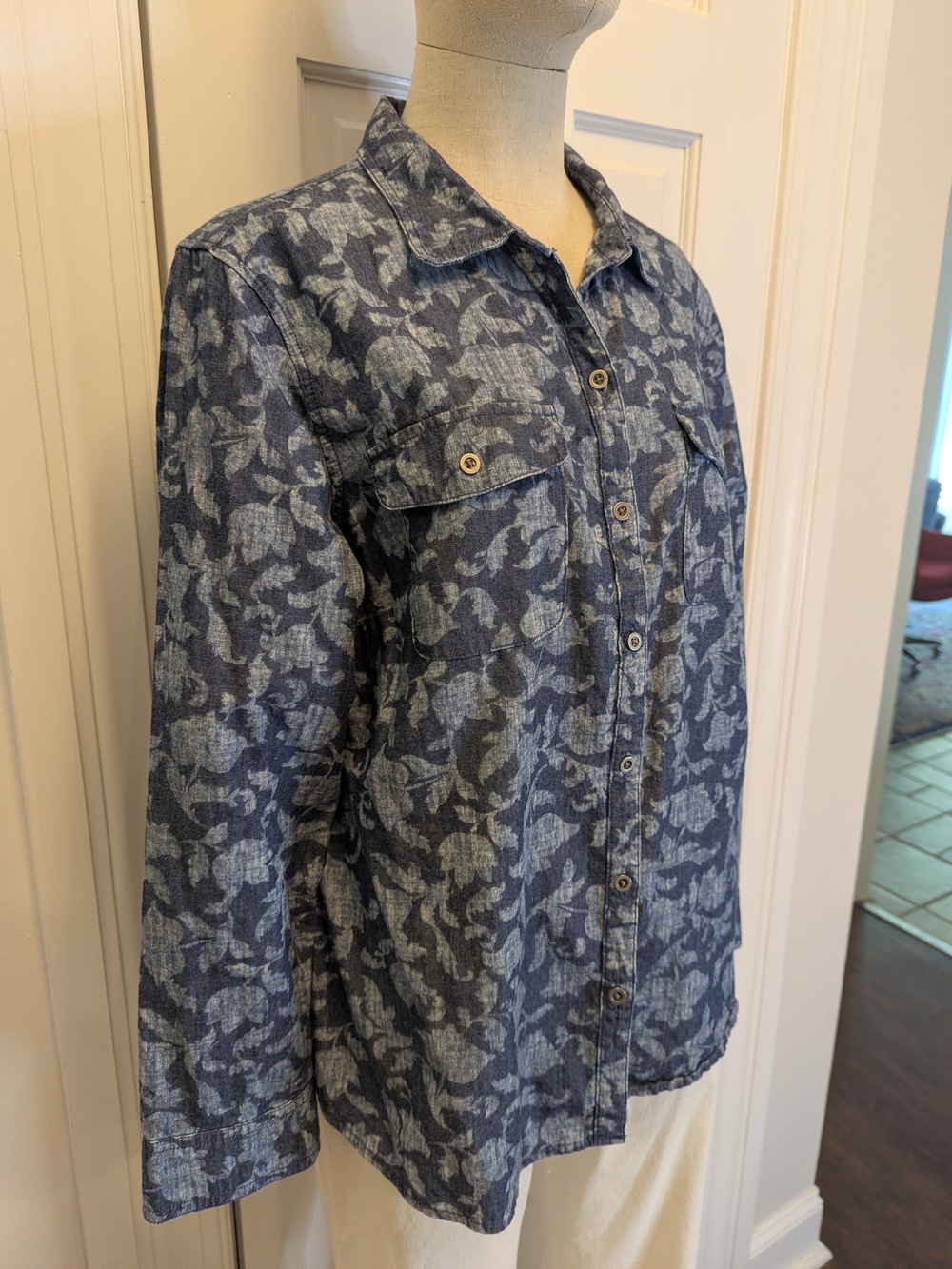croft & barrow Chambray Denim Blue And Navy Floral Button-Down Shirt